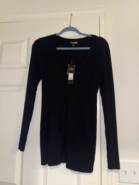 Fashion Nova Black Ribbed V-Neck Button Cardigan